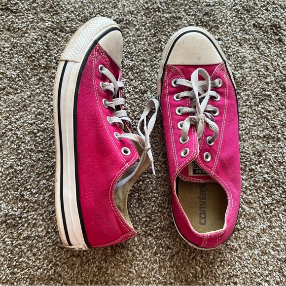 Converse Pink All Star - Picture 1 of 8